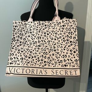 Victoria’s Secret tote
